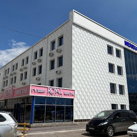 Meridian Karaganda Ngoại thất bức ảnh