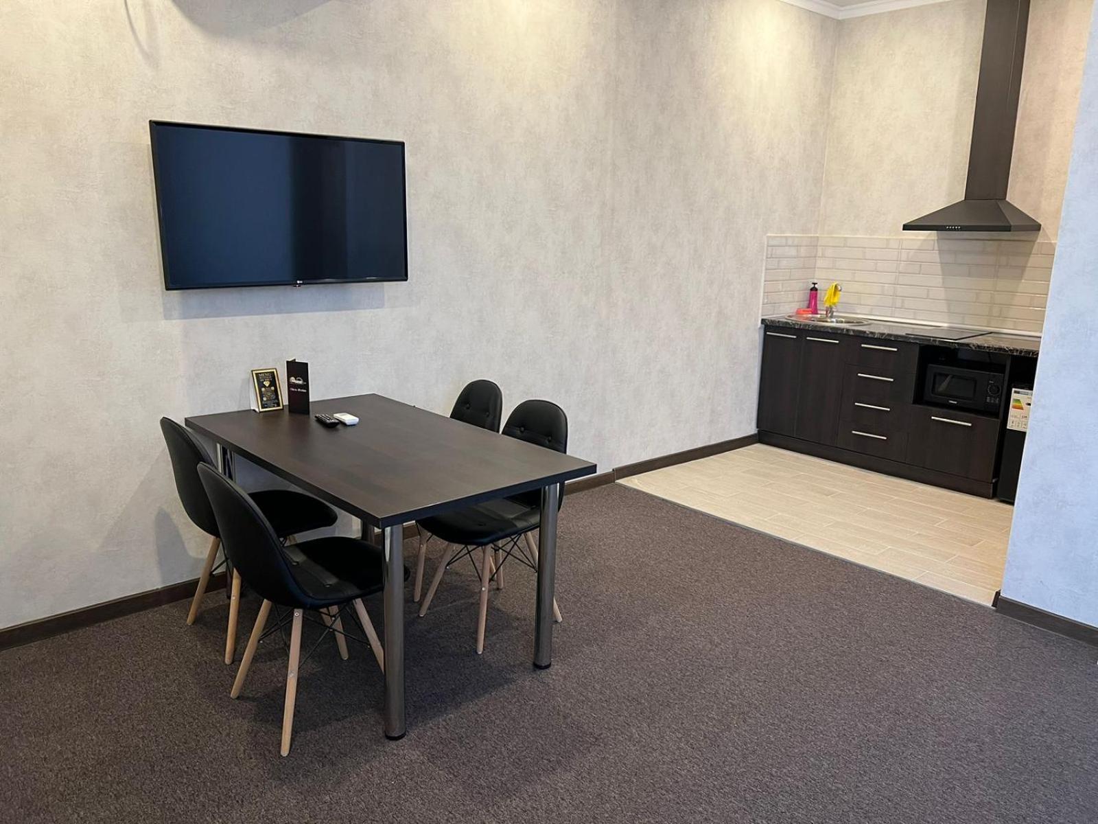 Meridian Karaganda Ngoại thất bức ảnh