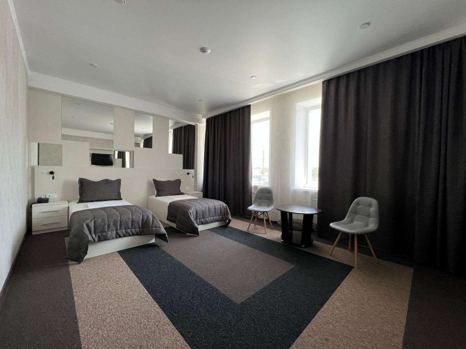 Meridian Karaganda Ngoại thất bức ảnh
