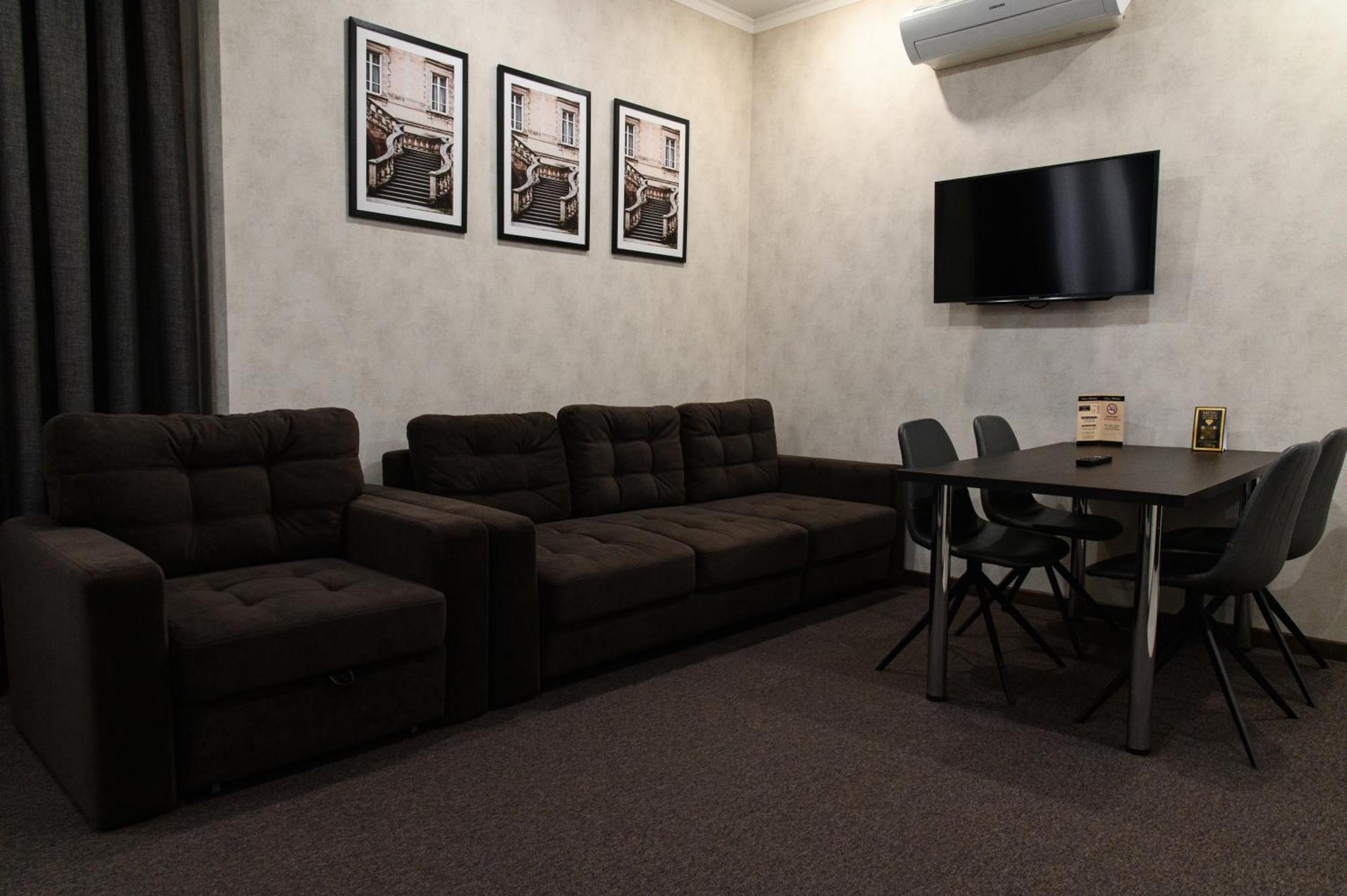 Meridian Karaganda Ngoại thất bức ảnh