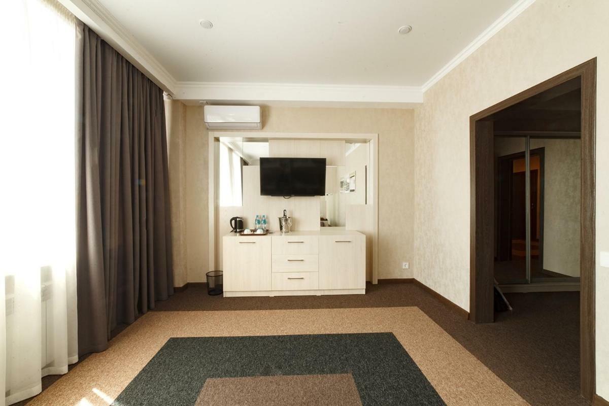 Meridian Karaganda Ngoại thất bức ảnh