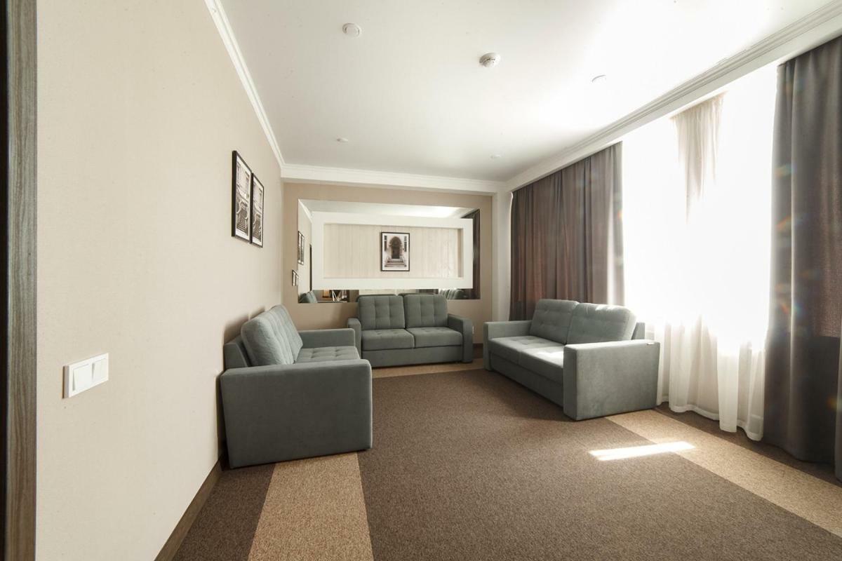 Meridian Karaganda Ngoại thất bức ảnh