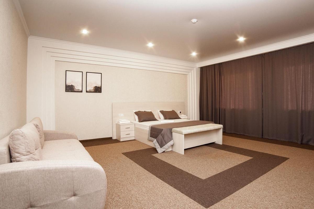 Meridian Karaganda Ngoại thất bức ảnh